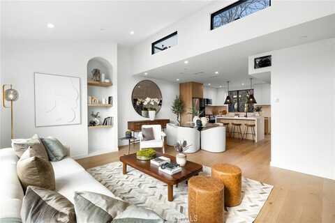 955 Everett Street 1/2, Los Angeles, CA 90026