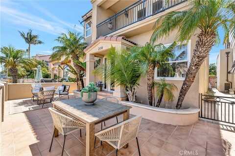 218 Covina Avenue, Long Beach, CA 90803