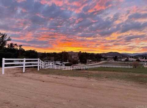 1 Saddleback Ln., Menifee, CA 92584