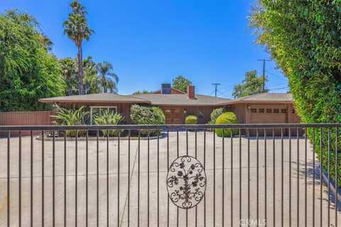 6255 Matilija Avenue, Valley Glen, CA 91401