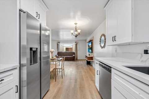 10784 N Magnolia Drive, Santee, CA 92071