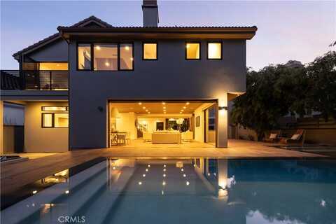 19466 Woodlands Drive, Huntington Beach, CA 92648