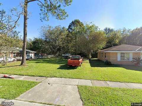 Heights Dr, Saint Bernard, LA 70085