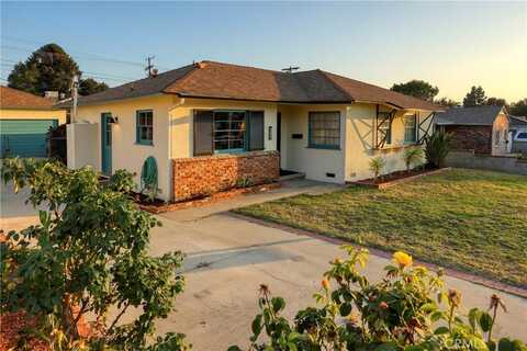 8220 Owens Street, Sunland, CA 91040
