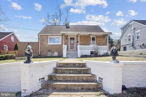 Chestnut, FALLS CHURCH, VA 22042