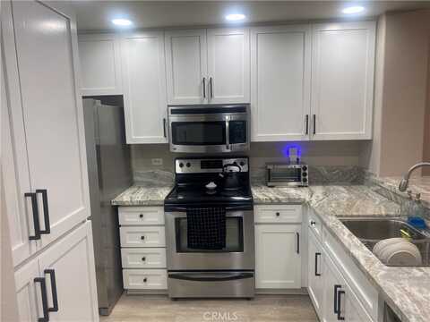 2233 Martin, Irvine, CA 92612
