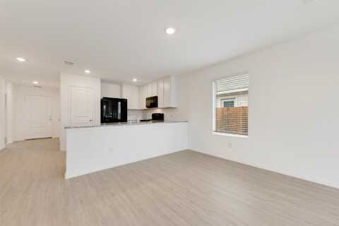 Crested Way, Fort Worth, TX 76140