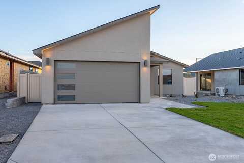 9Th Avenue Ne, Ephrata, WA 98823