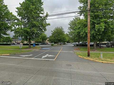 Henderson Way, Longview, WA 98632