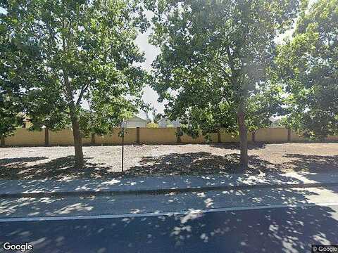 Crown Rd, Petaluma, CA 94954