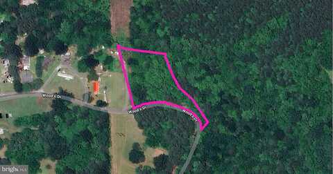 Woods Dr, White Stone, VA 22578