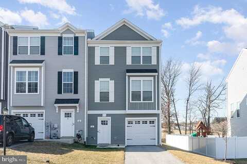 Coop, HANOVER, PA 17331