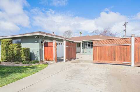 La Mesa, SALINAS, CA 93901