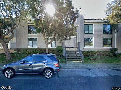 Laurel, HALF MOON BAY, CA 94019