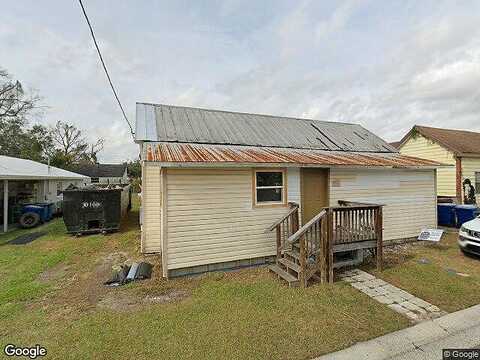 1St, MULBERRY, FL 33860