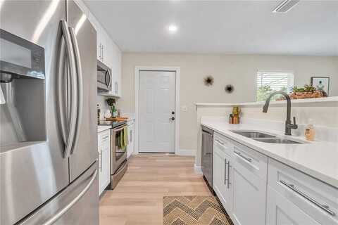 Wiggins Leaf, TAMPA, FL 33619