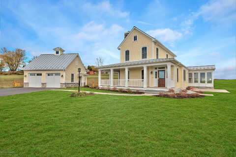 Hickory, CLARKS SUMMIT, PA 18411