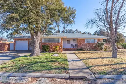 15Th, MUNDAY, TX 76371