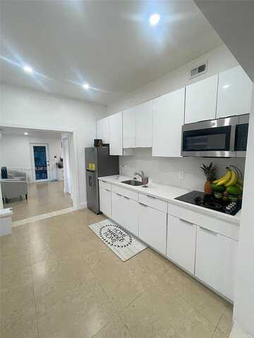 45Th, HIALEAH, FL 33013