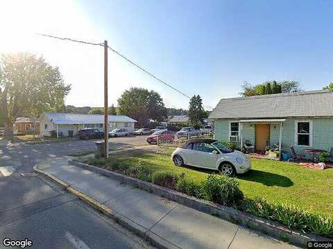 Birch St S, Omak, WA 98841