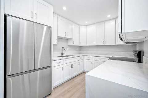 Moss St, Chula Vista, CA 91911