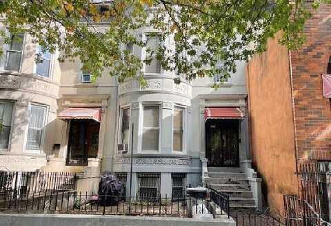 Troy, BROOKLYN, NY 11213