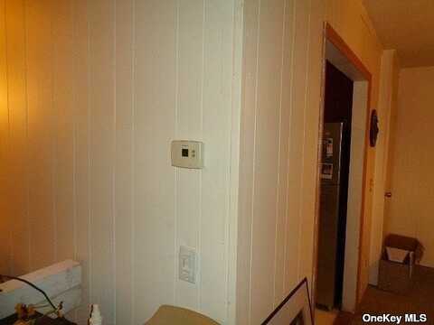 Linden, KINGS PARK, NY 11754