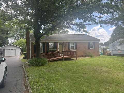 28 GENTRY RD, WEYERS CAVE, VA 24486
