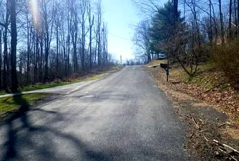 Cross, FAIRFIELD, PA 17320