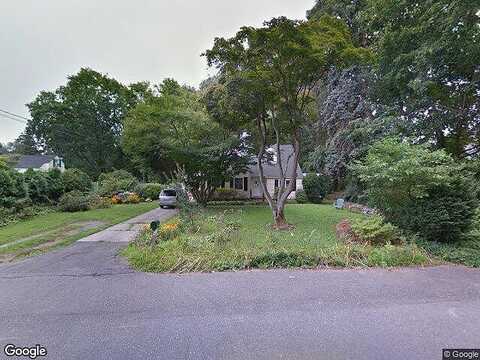 Luther, HUNTINGTON STATION, NY 11746