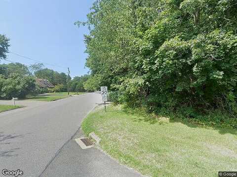 Pine Rd, Brookhaven, NY 11727