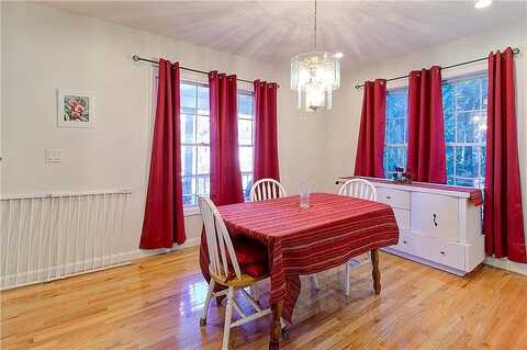 Circle, SOMERSET, MA 02726