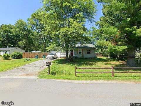 Ash, HYDE PARK, NY 12538