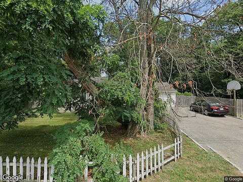 Woodland, MASTIC BEACH, NY 11951
