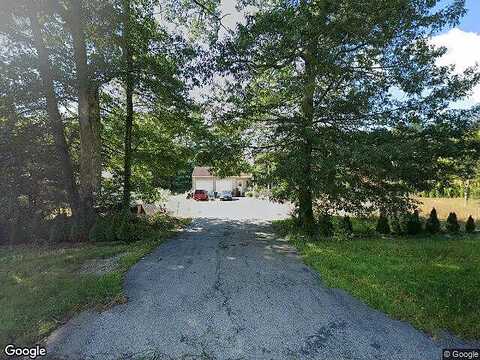 Charlton, OXFORD, MA 01540