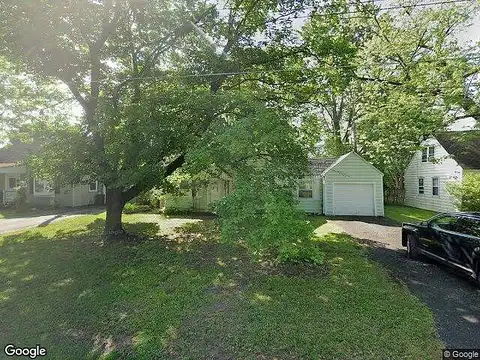 Parkwood, EAST SYRACUSE, NY 13057