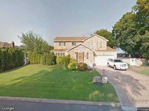Eastwood, DEER PARK, NY 11729