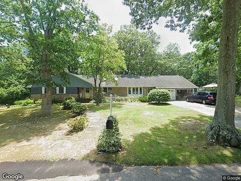 Tamarack, ISLIP, NY 11751