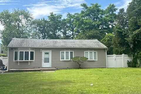 Lincoln, OAKDALE, NY 11769