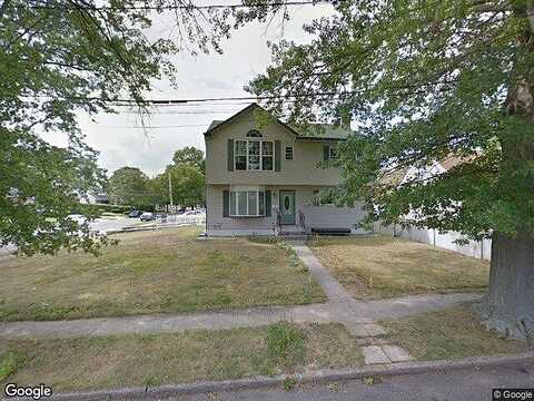 Cedar, AMITYVILLE, NY 11701