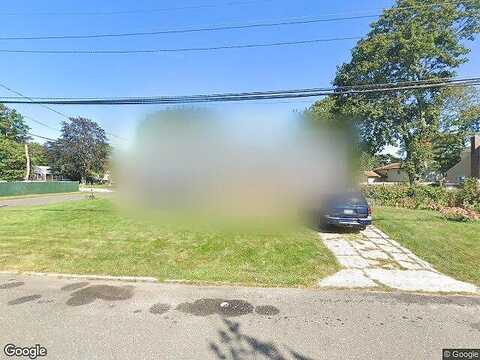 Sylvan, BAY SHORE, NY 11706