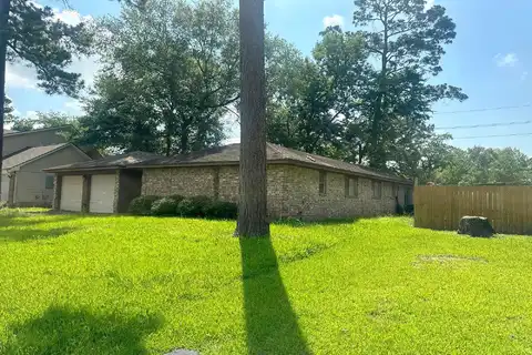 Port O Call, CROSBY, TX 77532