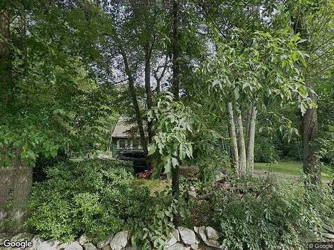 Brewster, JEWETT CITY, CT 06351