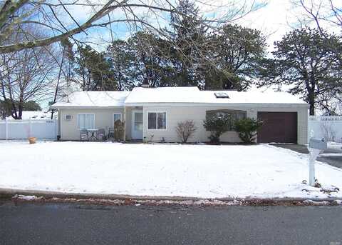 Pine Gate, EAST PATCHOGUE, NY 11772