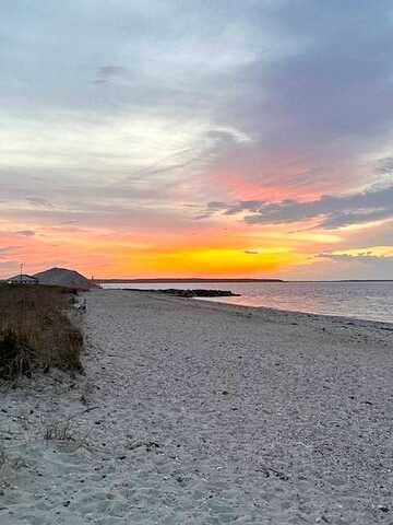 Renfrew, EAST HAMPTON, NY 11937