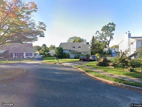 Chris Matt, BAY SHORE, NY 11706