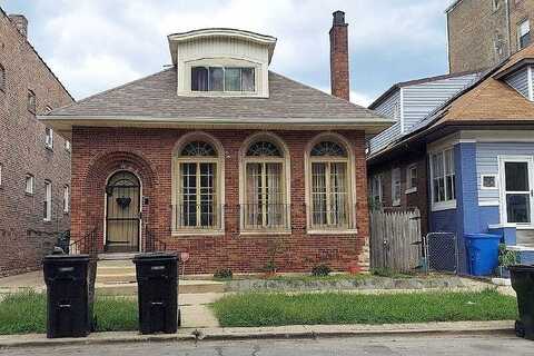 74Th, CHICAGO, IL 60649