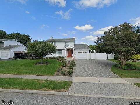 Comanche, COMMACK, NY 11725