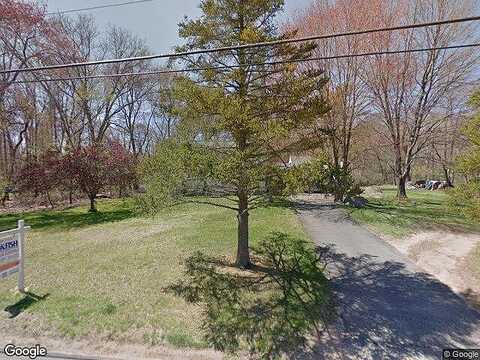 Lorraine, TOLLAND, CT 06084