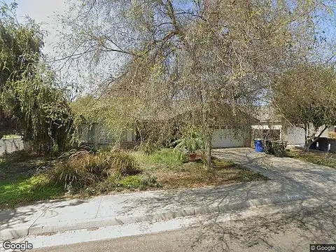 Pine, HANFORD, CA 93230